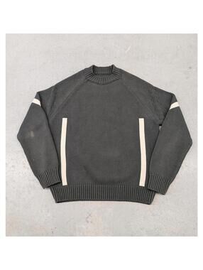 Jacquemus Heavy Weight Dark Gray & White knit sweater